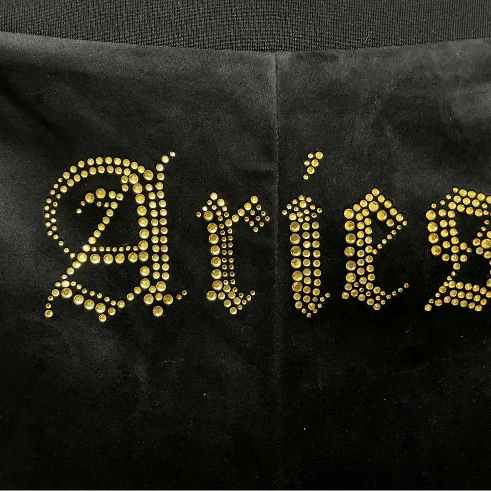 NWOT Juicy couture black velour pants size Large Aries - Picture 2 of 5